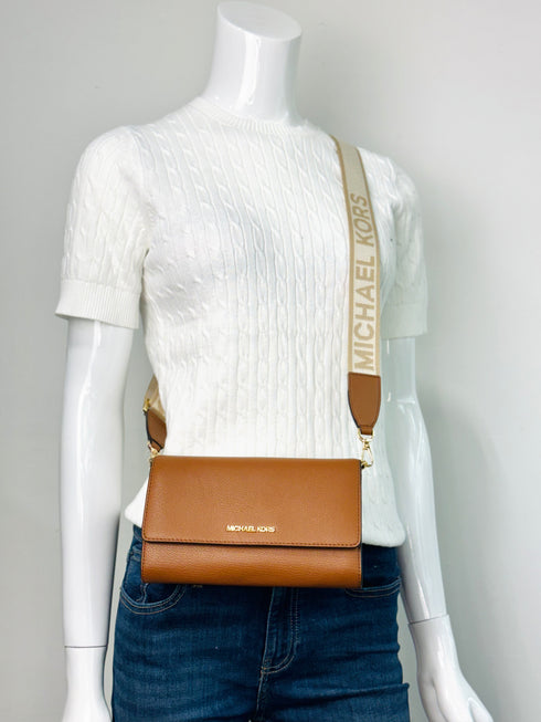 Michael Kors Wallet Crossbody Jet Set